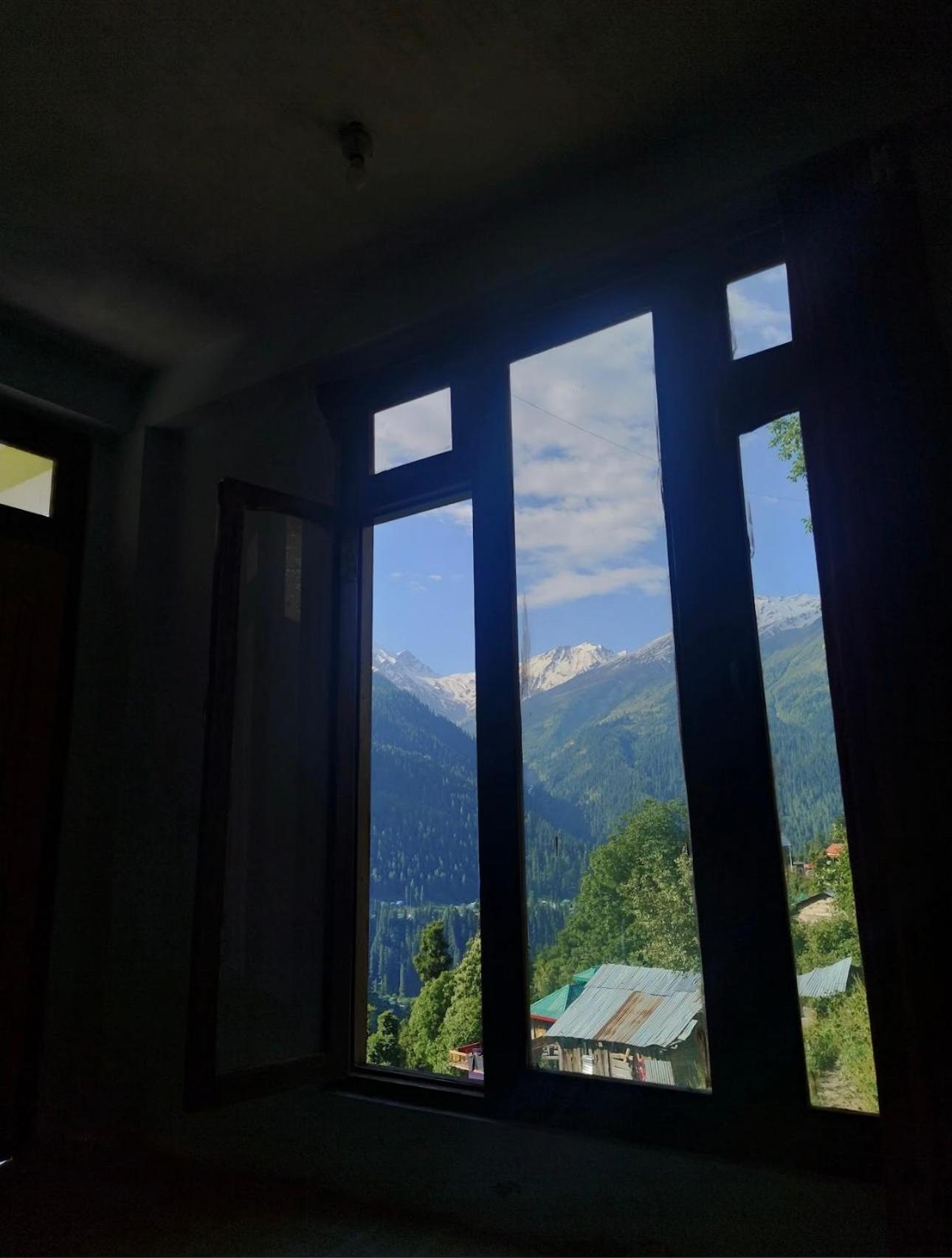 Aditya Guest House Tosh Zewnętrze zdjęcie