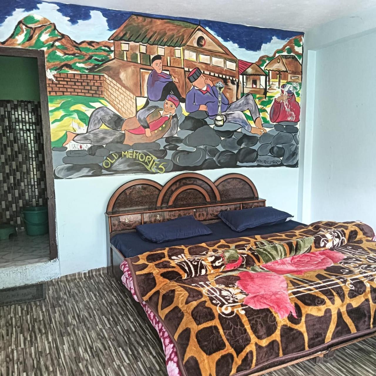 Aditya Guest House Tosh Zewnętrze zdjęcie
